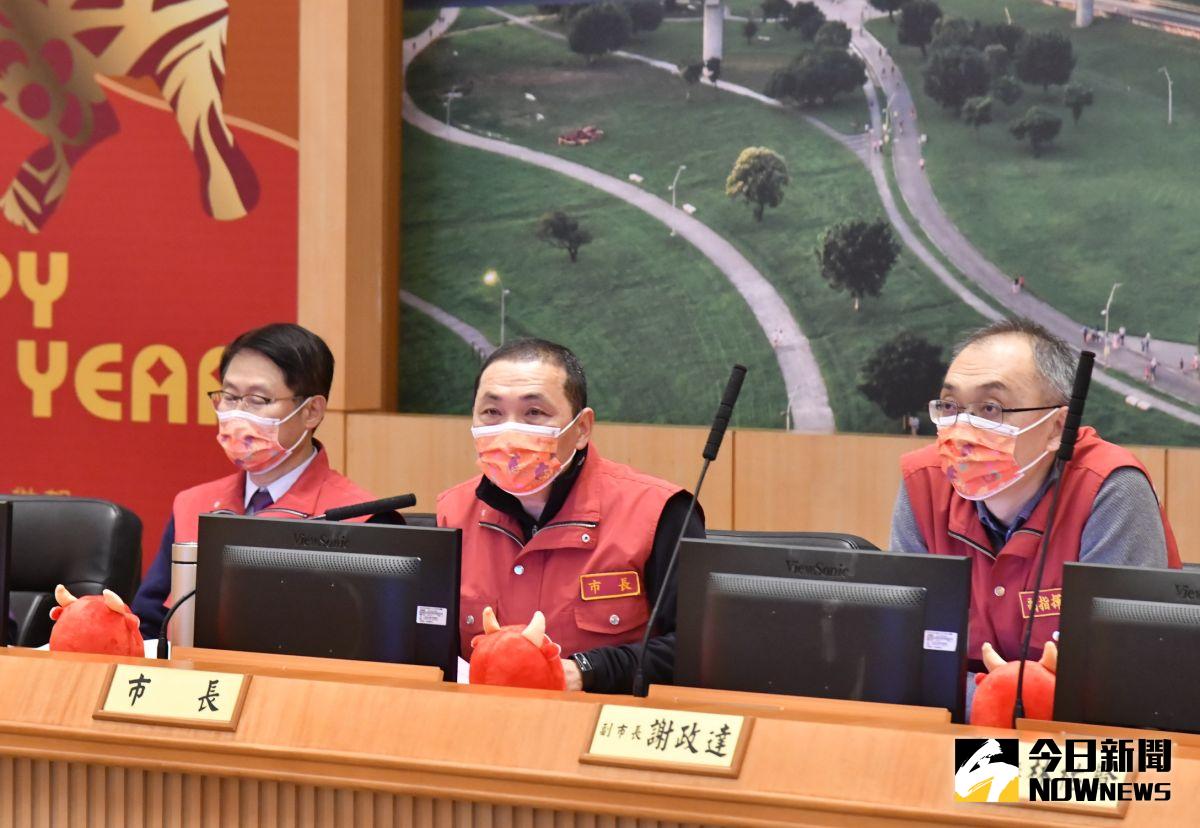 ▲侯友宜認為，不管外面風風雨雨如何，牛年就是「少說多做」，除了做事，其它的議題都不用討論。（圖／記者陳志仁攝，2021.02.17）