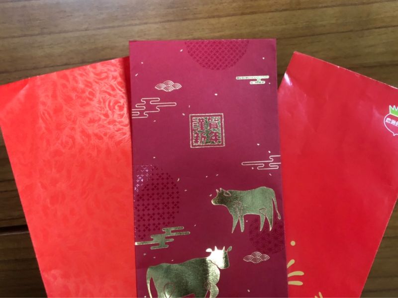 ▲原PO年後才將紅包打開來檢查,一看裡面的鈔票卻發現「被陰了!」(示意圖/NOWnews資料照)