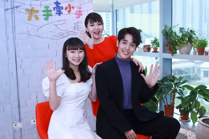 ▲吳鈺萱(左起)、林星慧、陳彥嘉出席節目記者會。(圖/民視)