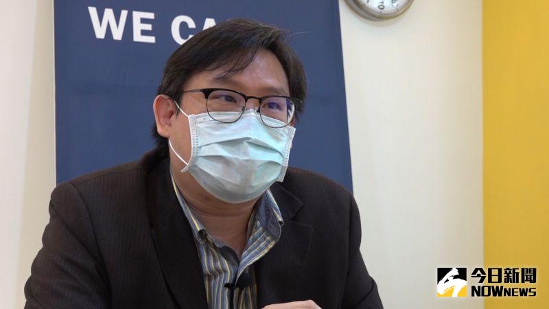 ▲林氏璧是台灣最知名的旅遊部落客之一,但他還有另一個身份,就是前台大醫院感染科醫師。(圖/朱永強攝)