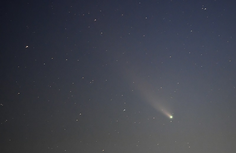 ▲兩名哈佛天文學家表示，導致恐龍滅絕的隕石就是太陽系邊緣冰冷碎片區域的一顆長週期彗星。（圖／美聯社／達志影像）