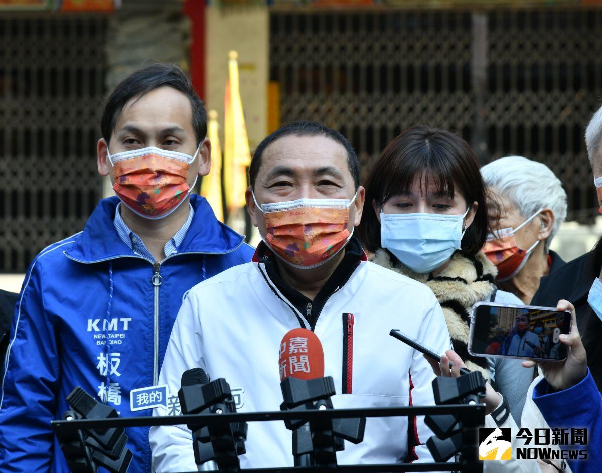 ▲針對張亞中宣布參選國民黨的主席，侯友宜認為，只要認真努力的做事，用心回饋社會，他都給予祝福，希望張亞中能夠心想事成。（圖／記者陳志仁攝，2021.02.19）