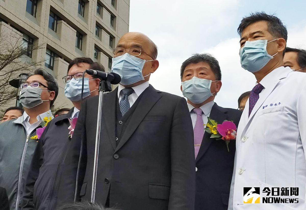 ▲
蘇貞昌今力挺陳時中表示，「從來沒有什麼信口雌黃」，強調疫苗採購過程難免有各種狀況，「所有的政治口水都不必無中生有」。（圖／記者李春台攝，2021.02.19）