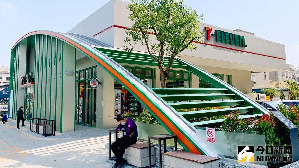 ▲7-ELEVEN第6,000店落腳高雄市鳳山區，「鳳儀門市」為首家結合建築美學、智能科技、節能設備、綠色生活及複合業態全新永續店型。（圖／記者陳美嘉攝，2021.02.19）