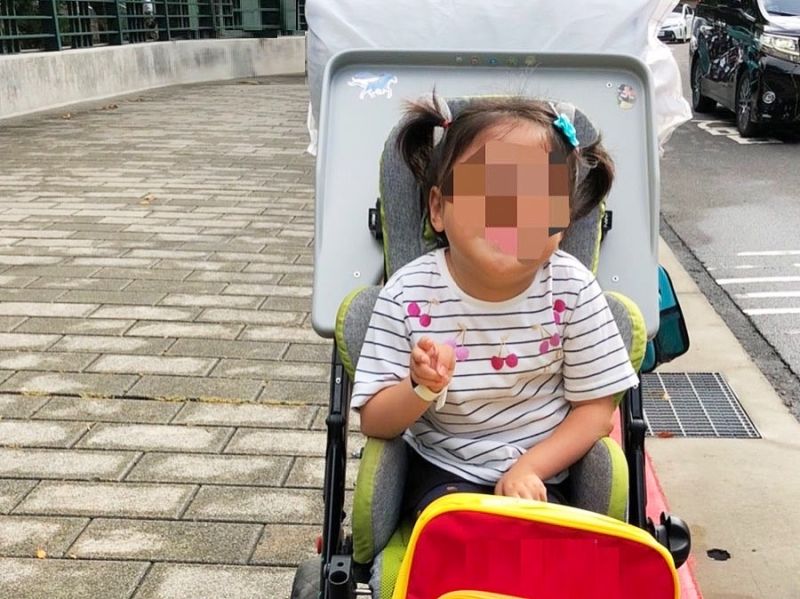 ▲2020年9月小勻入學第一天,拍照紀念這振奮人心又令人感動的一刻。(圖/高醫大提供)