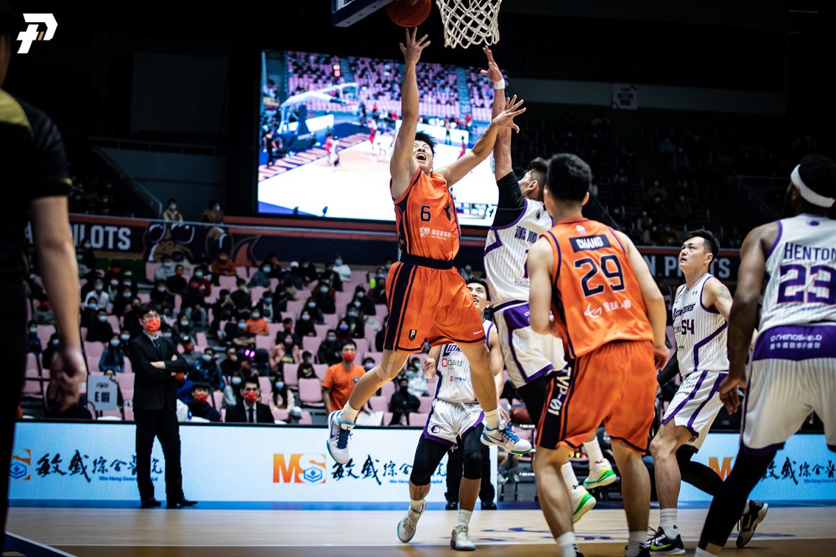 ▲桃園領航猿關達祐關鍵時刻連拿5分，幫助球隊建立領先。（圖／聯盟提供）