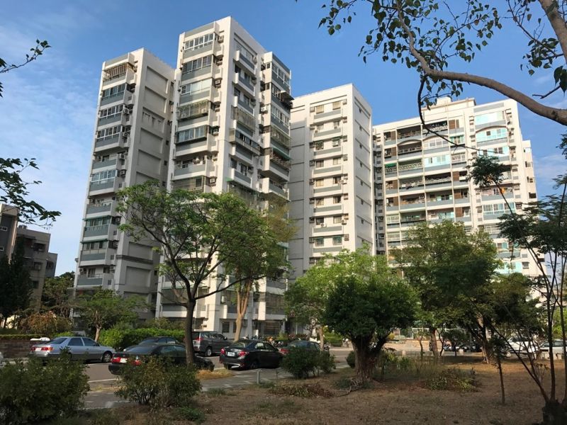 ▲台南市南區的國宅社區低總價,交易熱絡。(圖/NOWnews資料照片)