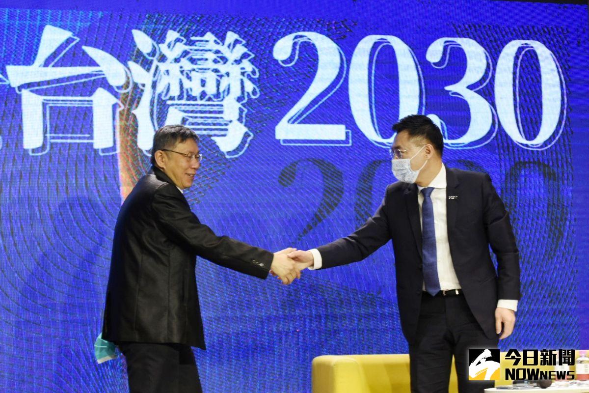 ▲台北市長柯文哲與國民黨主席江啟臣，因為願景台灣論壇而同台。雖然形塑出「藍白合作」起手式，不過雙方似乎有些頻率對不上。（圖／記者陳明安攝，2021.02.24）