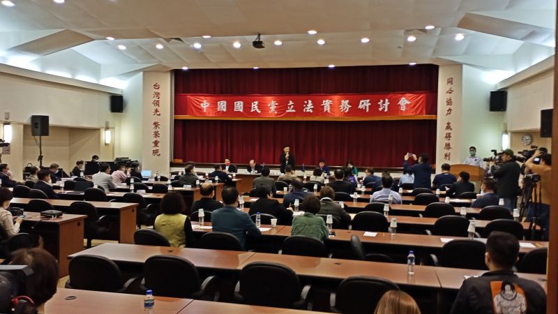 ▲國民黨25日舉辦立法實務研討會,黨主席江啟臣、立法院黨團前後任總召費鴻泰、林為洲對於「柯文哲出席藍營論壇」都正面看待。(圖/記者陳弘志攝,2021.02.25)
