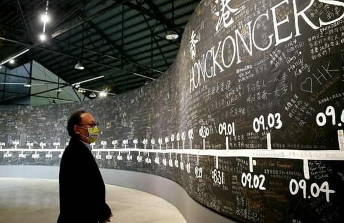 ▲過幾天就是228了！高市府副市長史哲今天臉書貼文表示，希望透過在高雄，228紀念系列活動，讓大家更加勇敢，也更相信台灣一直在往前走。（圖／截自史哲臉書）