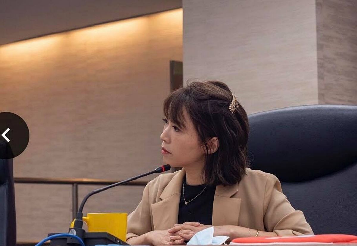 ▲台北市政府發言人陳智菡表示，對於外界批評北市府沒有做疫調、沒匡列民眾的說法，完全是錯誤的假消息，一再以訛傳訛、誤導視聽、只會製造民眾恐慌，抹煞北市府疫調人員日以繼夜的努力。（圖／翻攝陳智菡臉書）