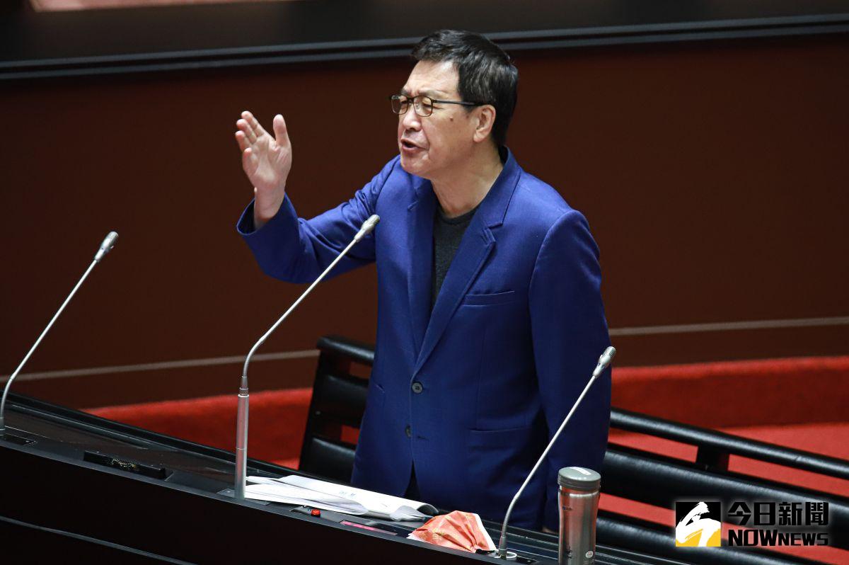 ▲國民黨團總召費鴻泰表示，紓困報告要展延，行政院長蘇貞昌有必要來立法院會報告目前預算使用情況，以及遇到那些困難讓國人了解。（圖／資料照）