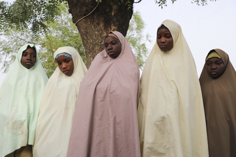 奈及利亞又見匪徒作亂　綁架300多名女學生
