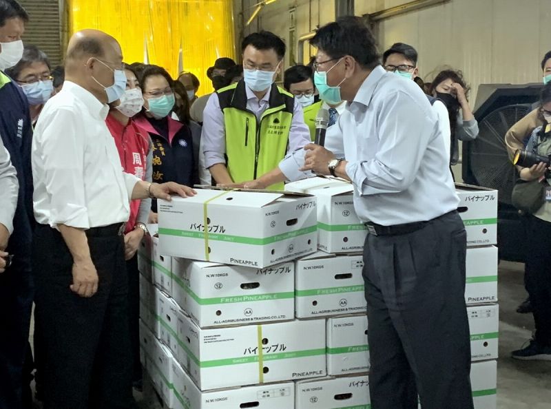 ▲6年前屏東縣政府就開始擘劃佈局,並與全聯投資成立「台灣屏東國際農產有限公司」,與海內外貿易商積極合作,分散市場風險。(圖/屏東縣政府提供,