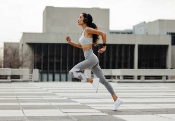 美最新研究揭「CP值最高長壽運動」 ！每天15分鐘減20%早死風險
