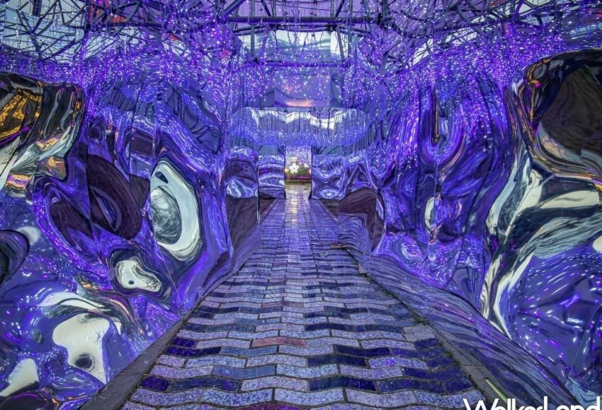 ▲超美星空遊樂園！蔚藍銀河系「暗空星境燈區、星空泡泡屋」打造最強燈會。（圖／WalkerLand）