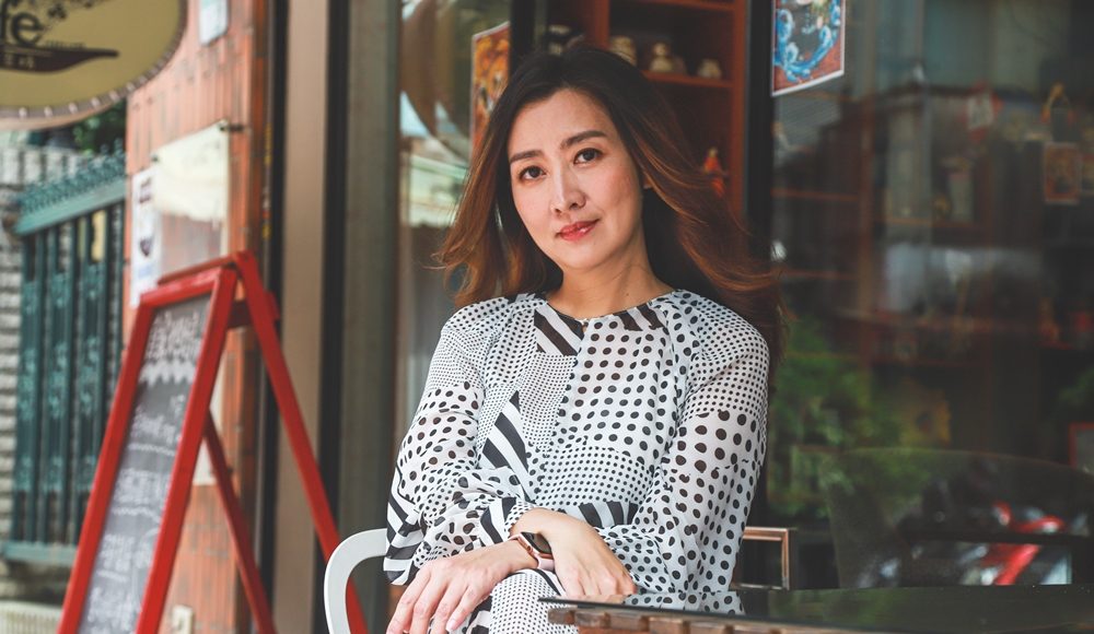 ▲鄧惠文醫師接受《姊妹淘》專訪。（圖／記者葉政勳攝, 2021.03.19）