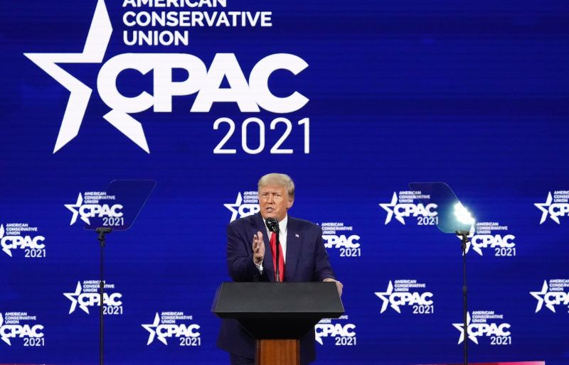 ▲美國前總統川普在保守派峰會CPAC上發表演說，暗示可能會在2024年再度競選總統。（圖／美聯社／達志影像）