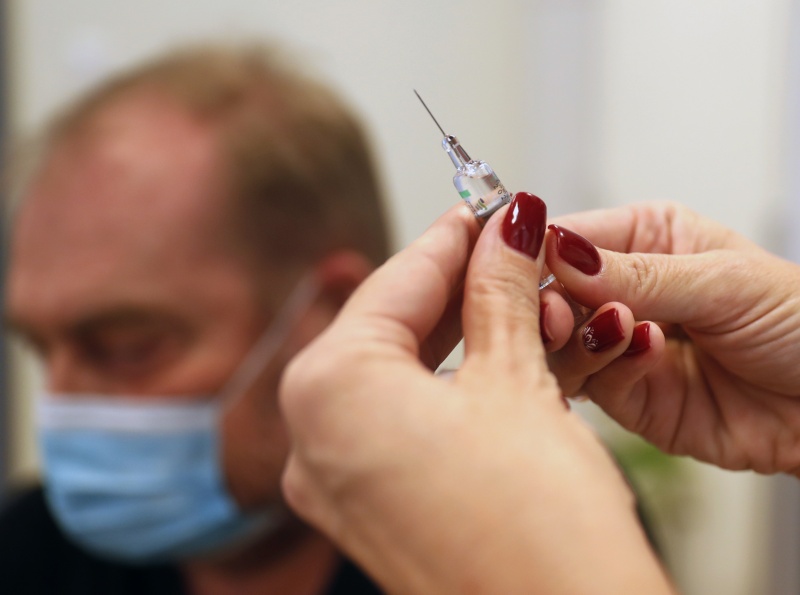 美CDC：接種疫苗民眾若採預防措施　可再度旅行
