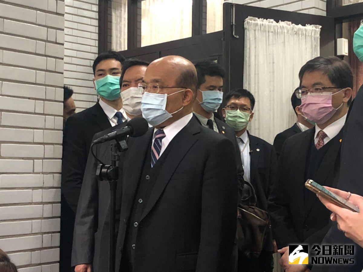 ▲藻礁公投已通過第二階段連署，行政院院長蘇貞昌2日受訪時表示，尊重台灣民意展現，也會請部會持續跟民眾溝通。（圖／記者劉育辰攝，2021.03.02）