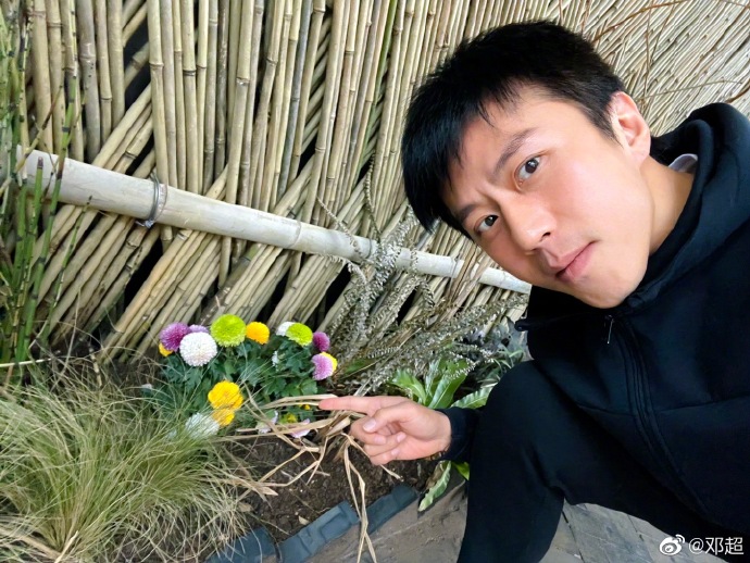 ▲鄧超是影片掌鏡人。(圖/鄧超微博)