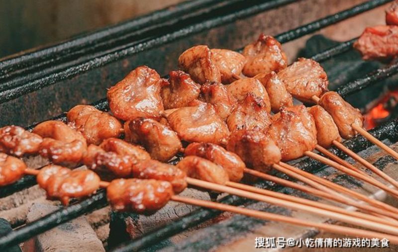 ▲雞屁股是不少人到燒烤店和炸物店必點的美食之一。(圖/翻攝自搜狐號《小乾倩倩的遊戲的美食》)