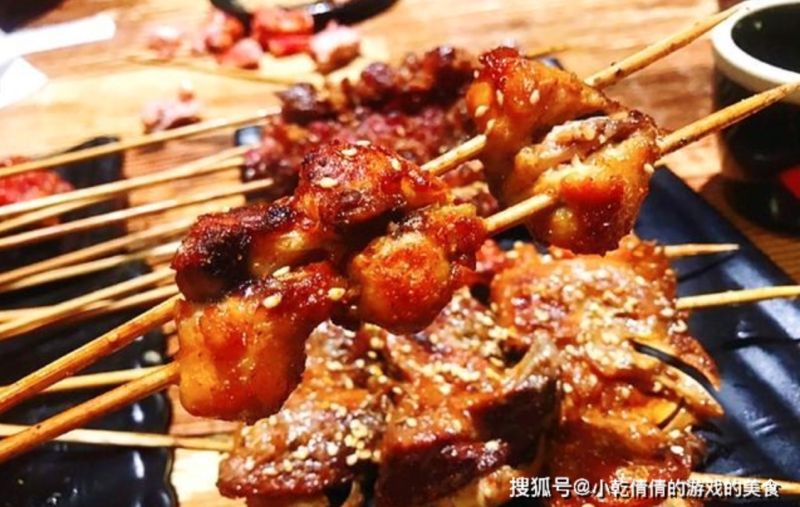 ▲雞屁股是不少人到燒烤店和炸物店必點的美食之一。(圖/翻攝自搜狐號《小乾倩倩的遊戲的美食》)