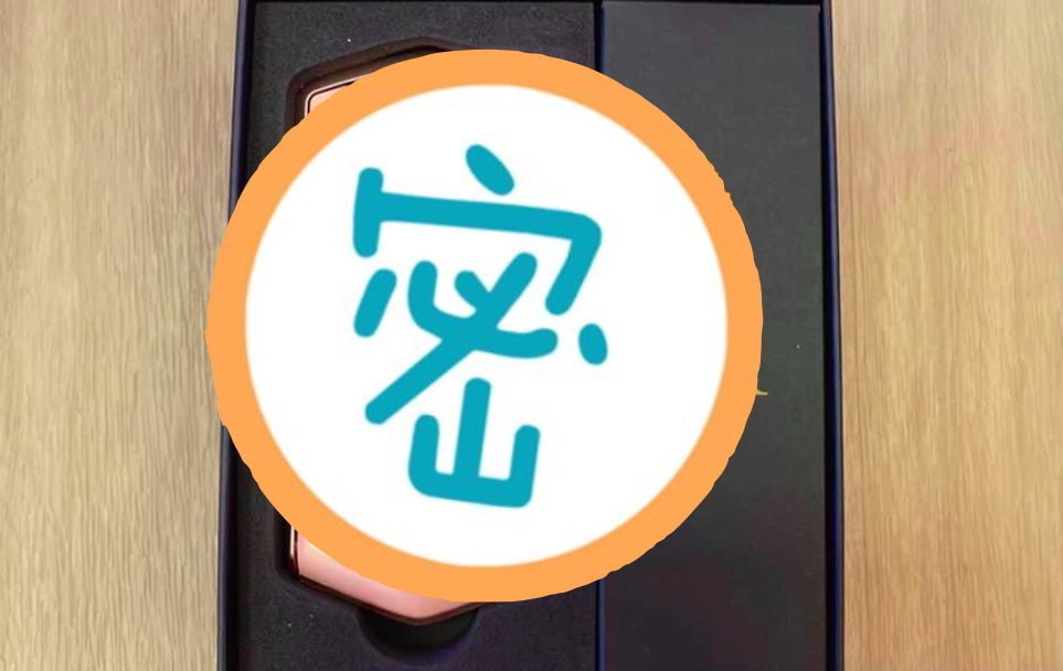 ▲網友分享自己整理倉庫時發現以前的網美神器。（圖／爆廢公社二館）