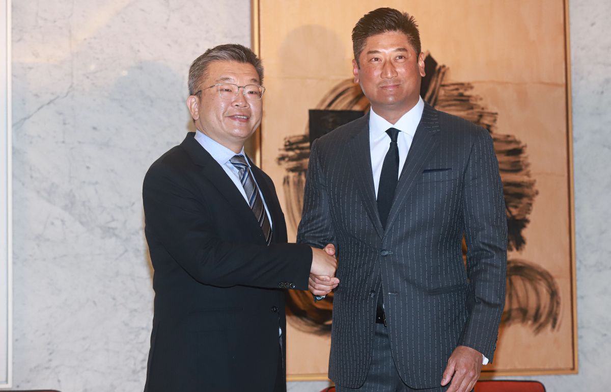 ▲中華職棒大聯盟蔡其昌會長前往中國信託金融園區拜訪中華民國棒球協會辜仲諒理事長。（圖／葉政勳攝）