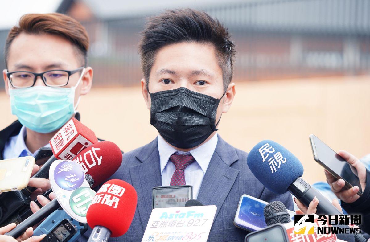 ▲張惇涵強調「這是大團結不是大內宣」，就算無法輸入台灣鳳梨的國家，還是可以採購台灣鳳梨加工品支持台灣的鳳梨農民。（圖／記者李春台攝，2021.03.04）