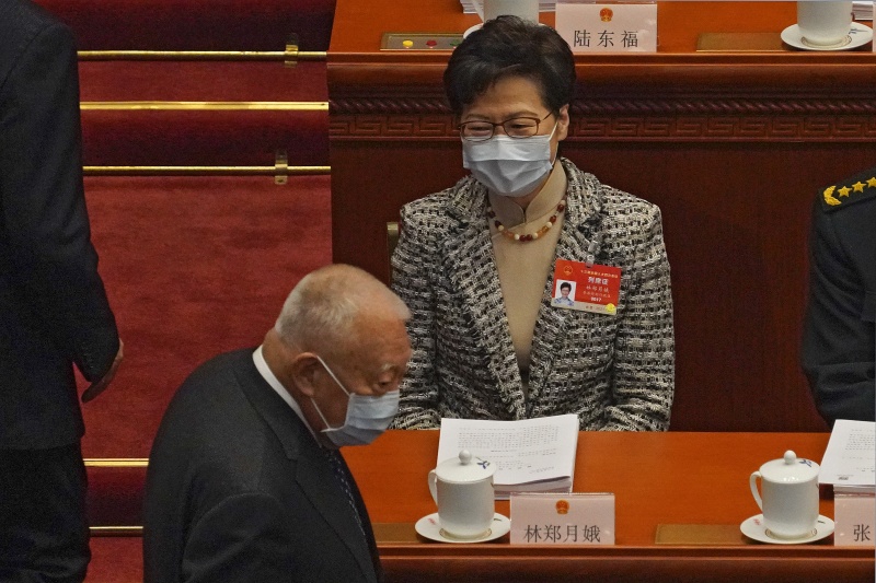 ▲林鄭月娥和董建華都有出席5日的人大會議開幕式。(圖/美聯社/達志影像)