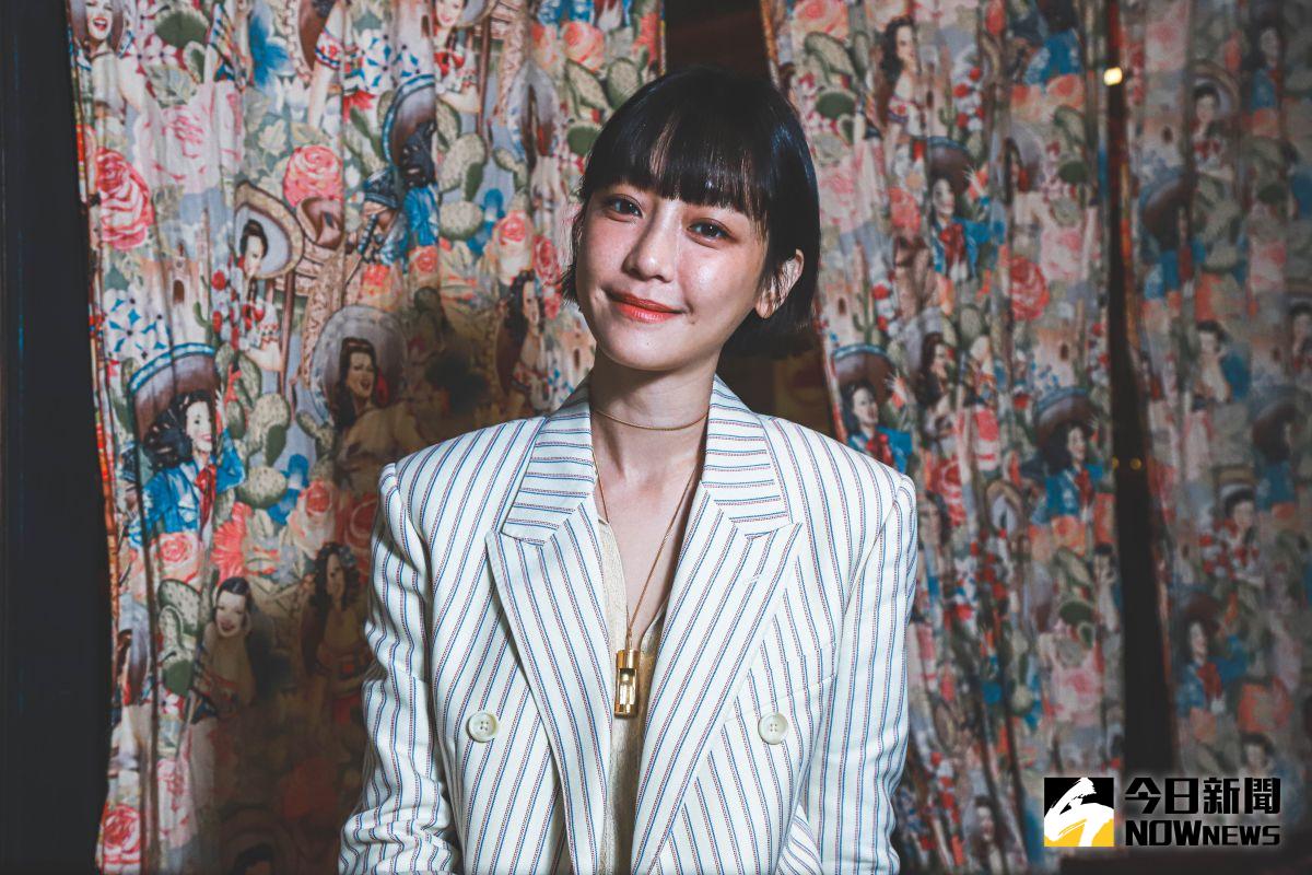 ▲謝欣穎去年底傳分手王柏傑，今（21）日凌晨她似乎有感而發，寫下「你有什麼我值得去愛的」。（圖／翻攝自謝欣穎IG）