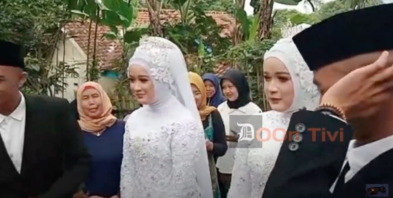 ▲在印尼有一對雙胞胎兄弟愛上另外一對雙胞胎姊妹,而這兩對情侶近日更在同一天完成婚禮,形成相當特殊罕見的2對雙胞胎夫妻。(圖/翻攝自