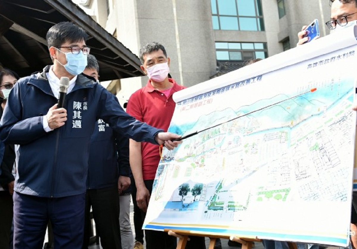 ▲高雄市長陳其邁上任滿半年，今（10）日媒體公布陳其邁最新市政施政滿意度超過6成8，陳其邁表示會努力讓市政更進步讓市民安心。(圖／高市府提供)