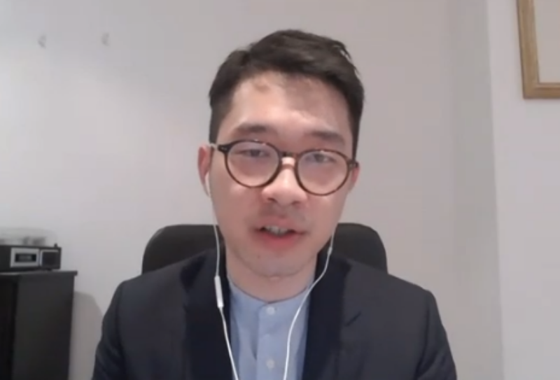 ▲香港前立法會議員羅冠聰痛批北京擬改變香港選制的舉動。(圖/擷取自美國參議院外交委員會官網影片)