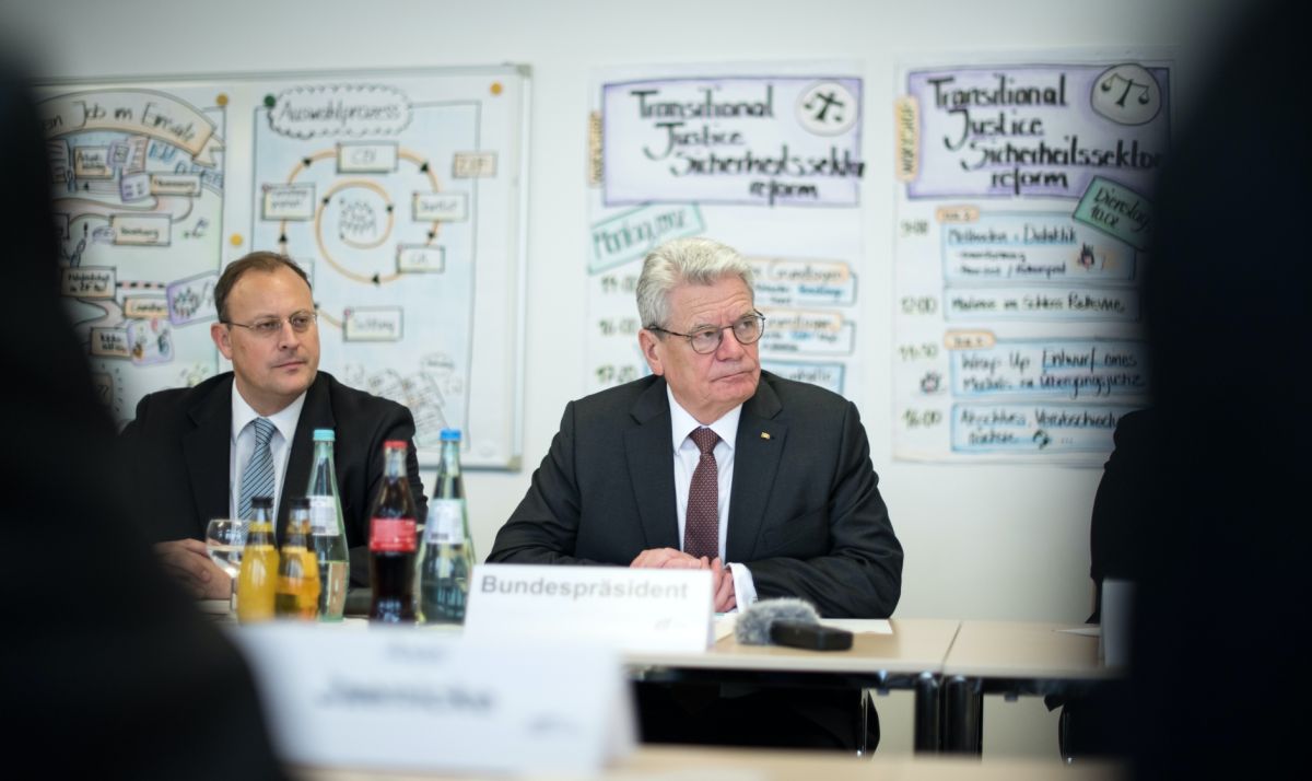 ▲德國前總統高克出席轉型正義工作坊。（圖／美聯社／達志影像）