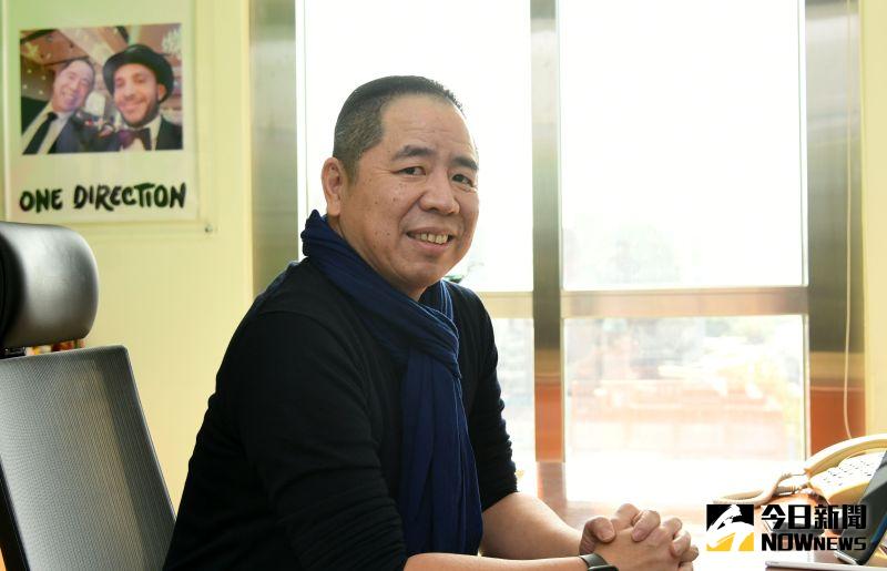 ▲台灣家樂福總經理王俊超接受專訪，帶著採訪團隊直擊他的辦公室。（圖／記者林調遜拍攝）