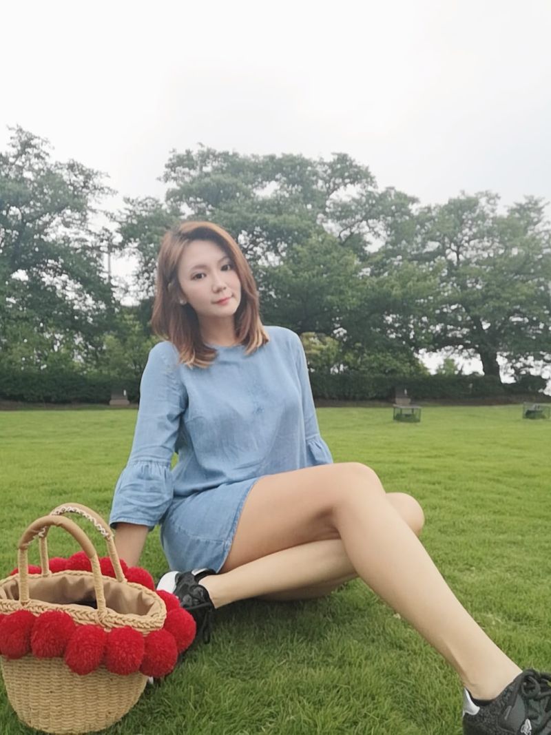 鳳梨合體女神主播好害羞!甜讚邱薇而「有氣質可以當老婆」