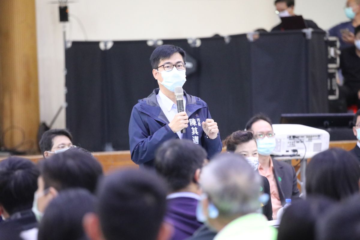 ▲針對大林蒲遷村，高雄市長陳其邁今天主持說明會表示，會全力溝通，直到大家都有共識，否則不會遷村。（圖／高市府提供）
