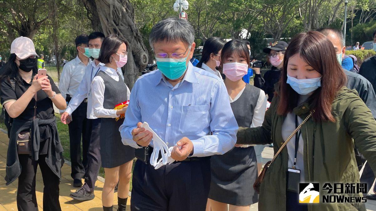 ▲針對藻礁公投議題，台北市長柯文哲15日受訪時，表示比起投票，詳細討論讓民眾知道來龍去脈更重要。（圖／記者丁上程攝，2021.03.15）