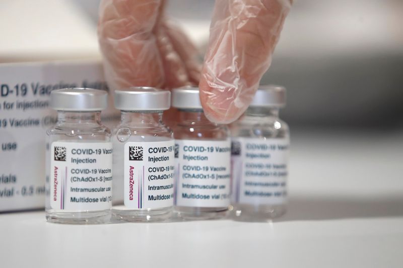 ▲外傳國內的AZ疫苗效期僅剩3個月，指揮中心表示，在效期前將會施打完畢。（圖／美聯社／達志影像）