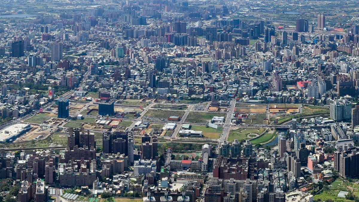 ▲小檜溪重劃區周圍都是機能發展成熟的商圈，因此發展潛力很被看好。（圖／NOWnews資料照片）