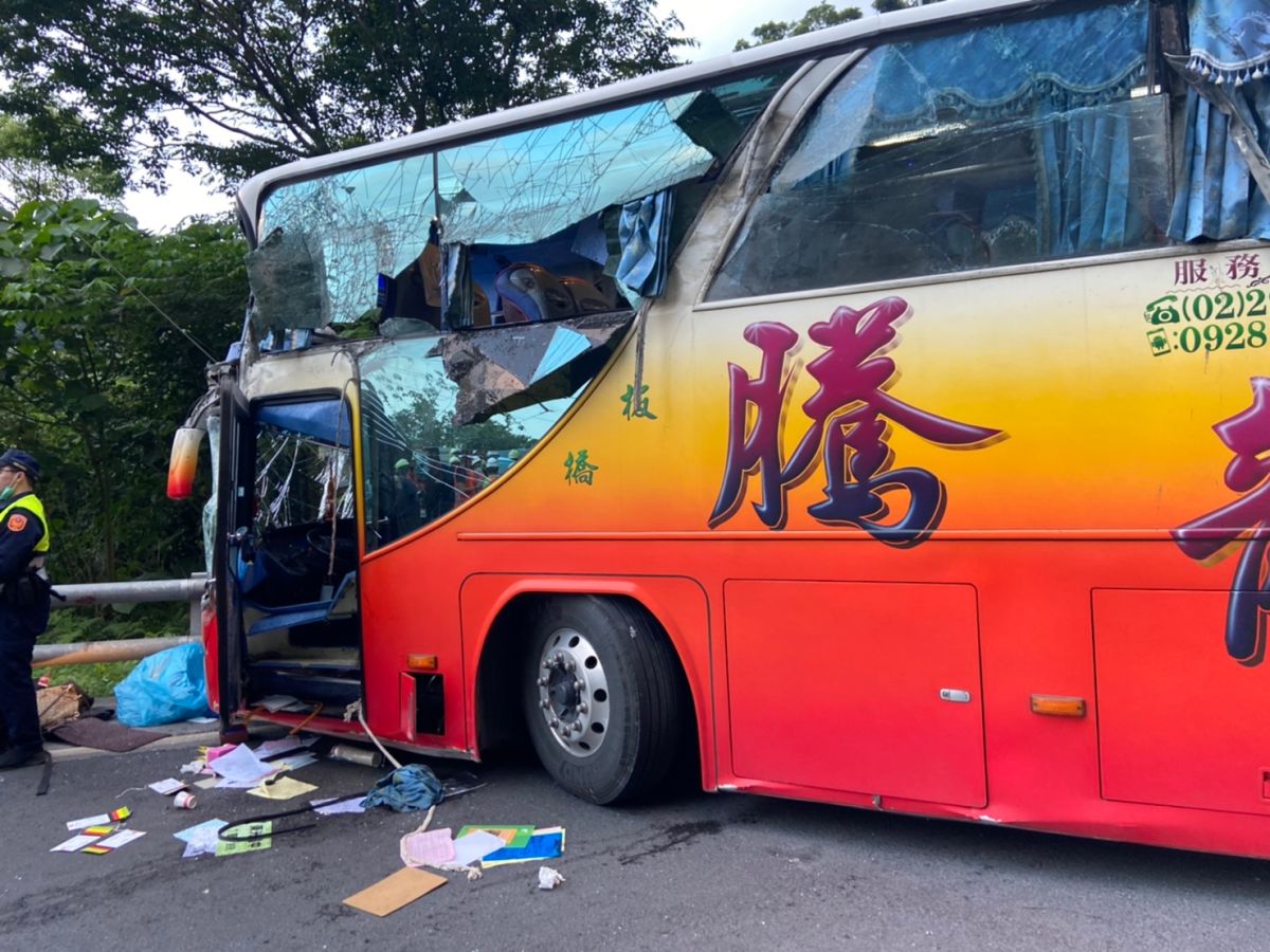 ▲蘇花公路東澳段發生重大車禍。（圖／宜蘭縣消防局提供）