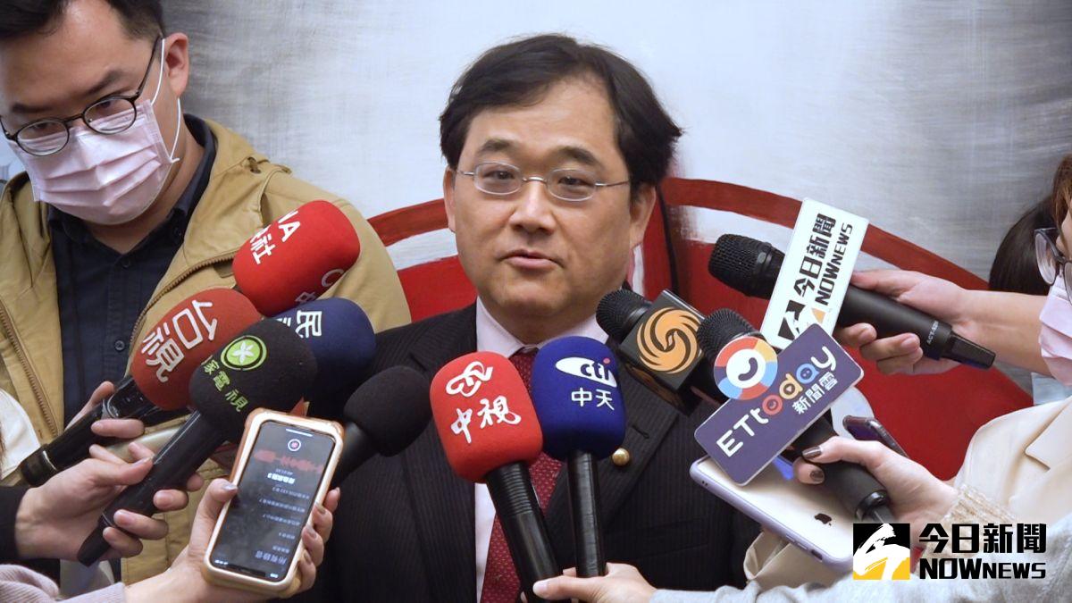 ▲台灣及帛琉旅遊泡泡確定在4/1出發，新光醫院將率領8至10位醫護，搭乘首發團班機前往帛琉。（圖／記者朱永強攝）