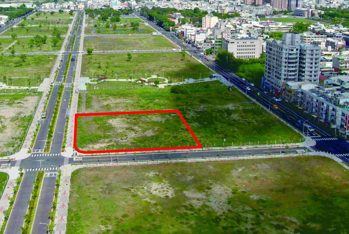 ▲本季最受矚目87期重劃區1筆角地，以總價6億5898萬餘元標脫。（圖／高市地政局提供）