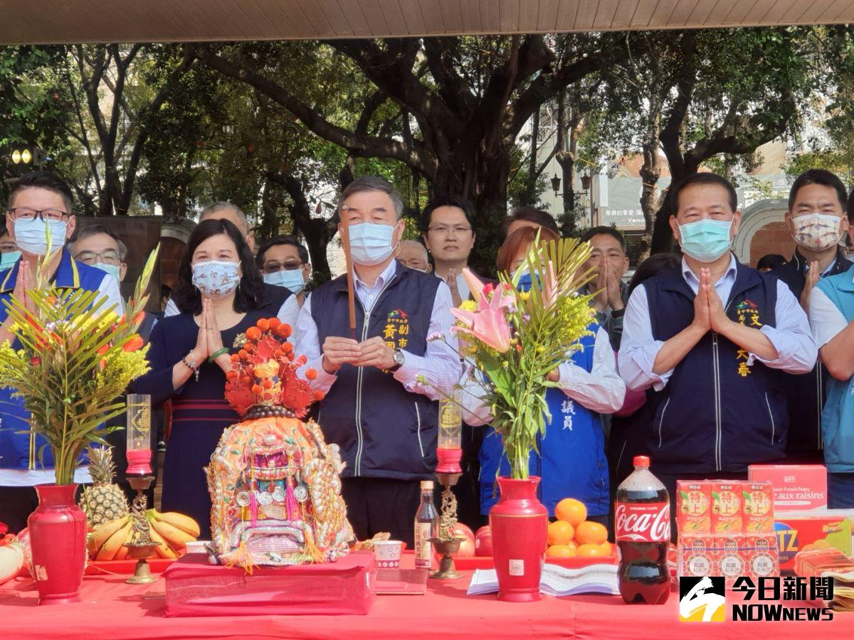 ▲臺灣民俗文物館大整修，副市長黃國榮與文化局長張大春等人主持開工祈福儀式。（圖／記者金武鳳攝，2021.3.18)