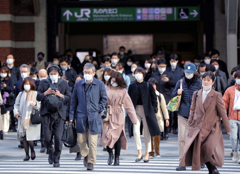 日本4月上旬群聚感染逾200起　近3成發生在職場
