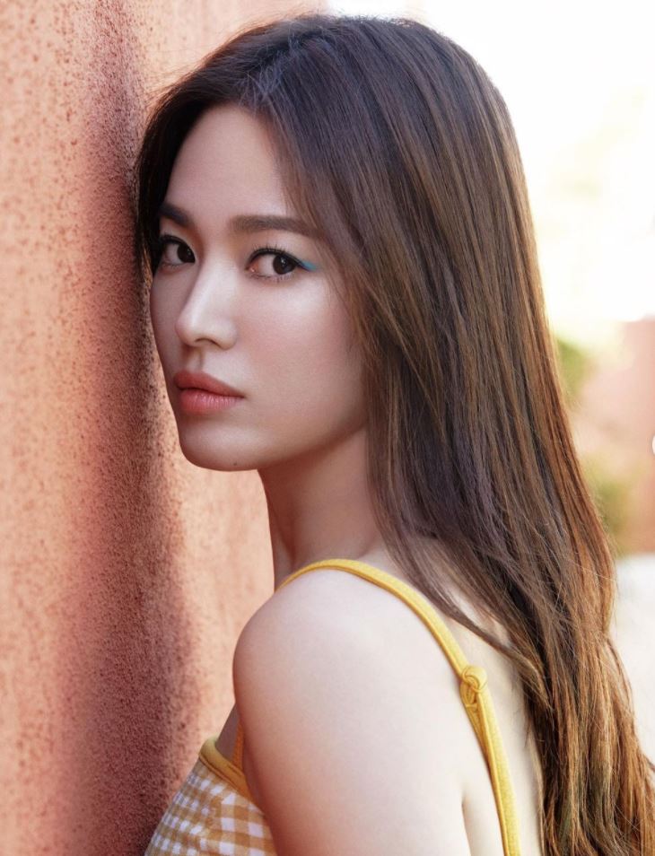 根本是少女!南韓最強40歲女星美顏對決 全智賢、宋慧喬「靠水」逆齡