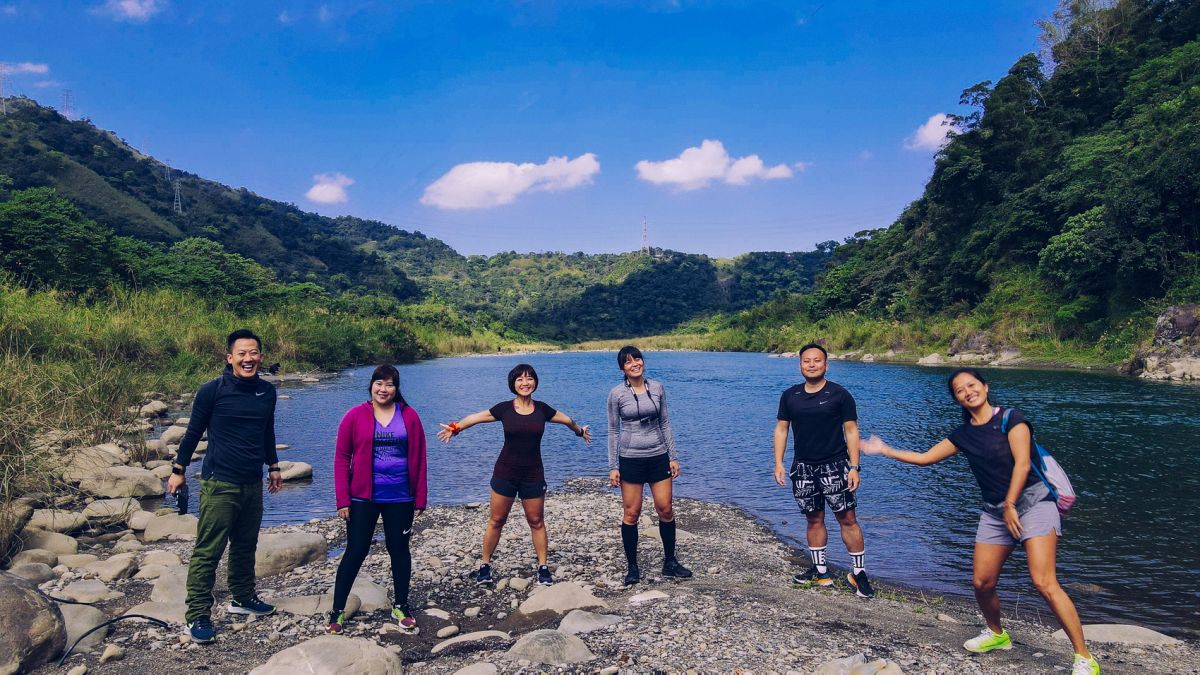 ▲街頭路跑創辦人胡杰（左一）揪團於新店直潭路跑。（圖／新北市政府觀光局提供）
