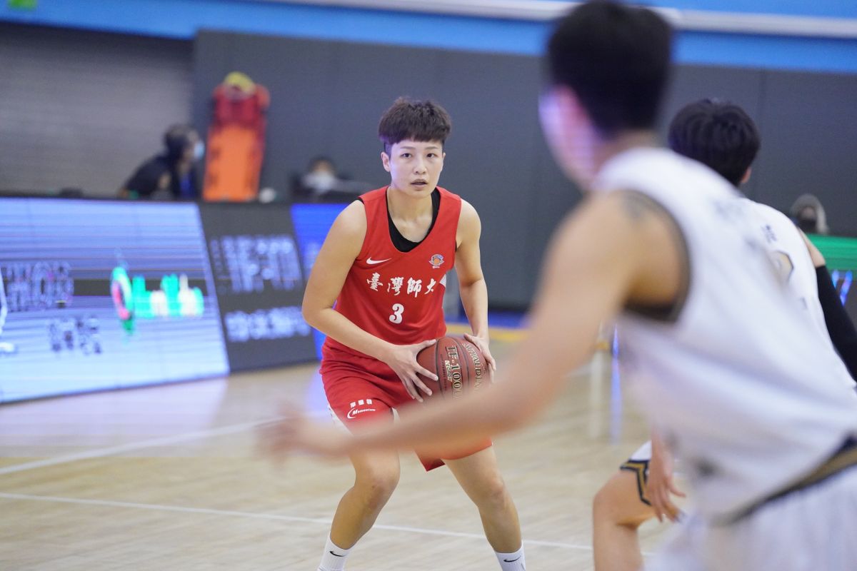 ▲臺師大許庭瑜從板凳出發扮演奇兵，幫助球隊擊敗去年亞軍文化大學，挺進冠軍戰。（圖／大專體總提供）